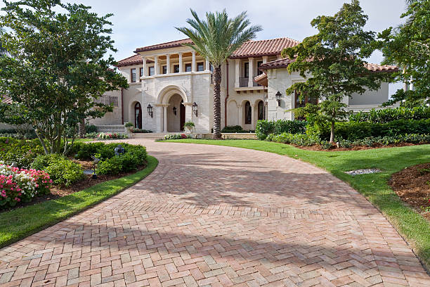 Best Concrete driveway pavers in Cambridge, IL